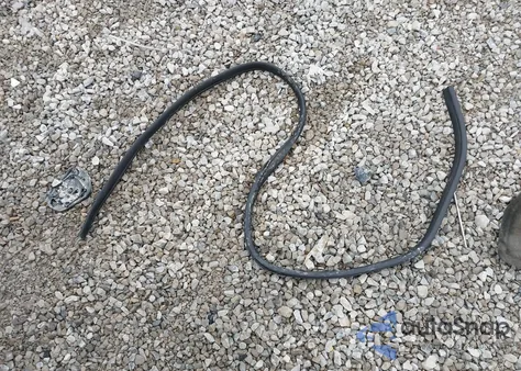 2015 Ford Focus Se z USA, uszkodzony, nr VIN 1FADP3F25FL253772